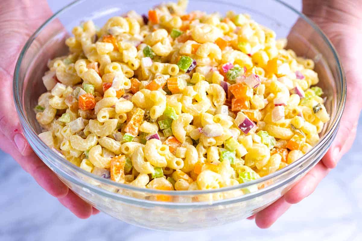 macaroni pasta salad with mayo